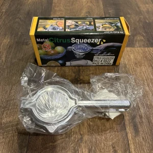 NEW Metal Citrus Squeezer Cast Aluminum Manual Lemon Lime Orange Juicer w/ Box