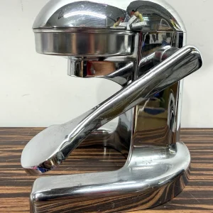 Compact Portable Heavy Duty Lever Operated Manual Citrus Juicer- Chrome